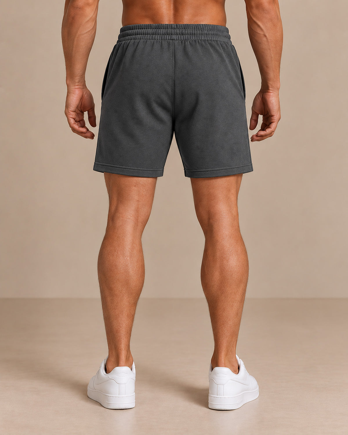 ESSENTIAL SHORTS — GRAPHITE