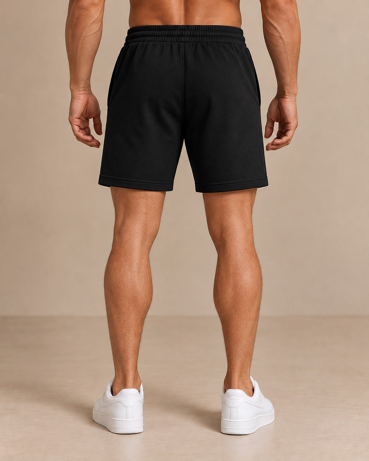 ESSENTIAL SHORTS — ONYX