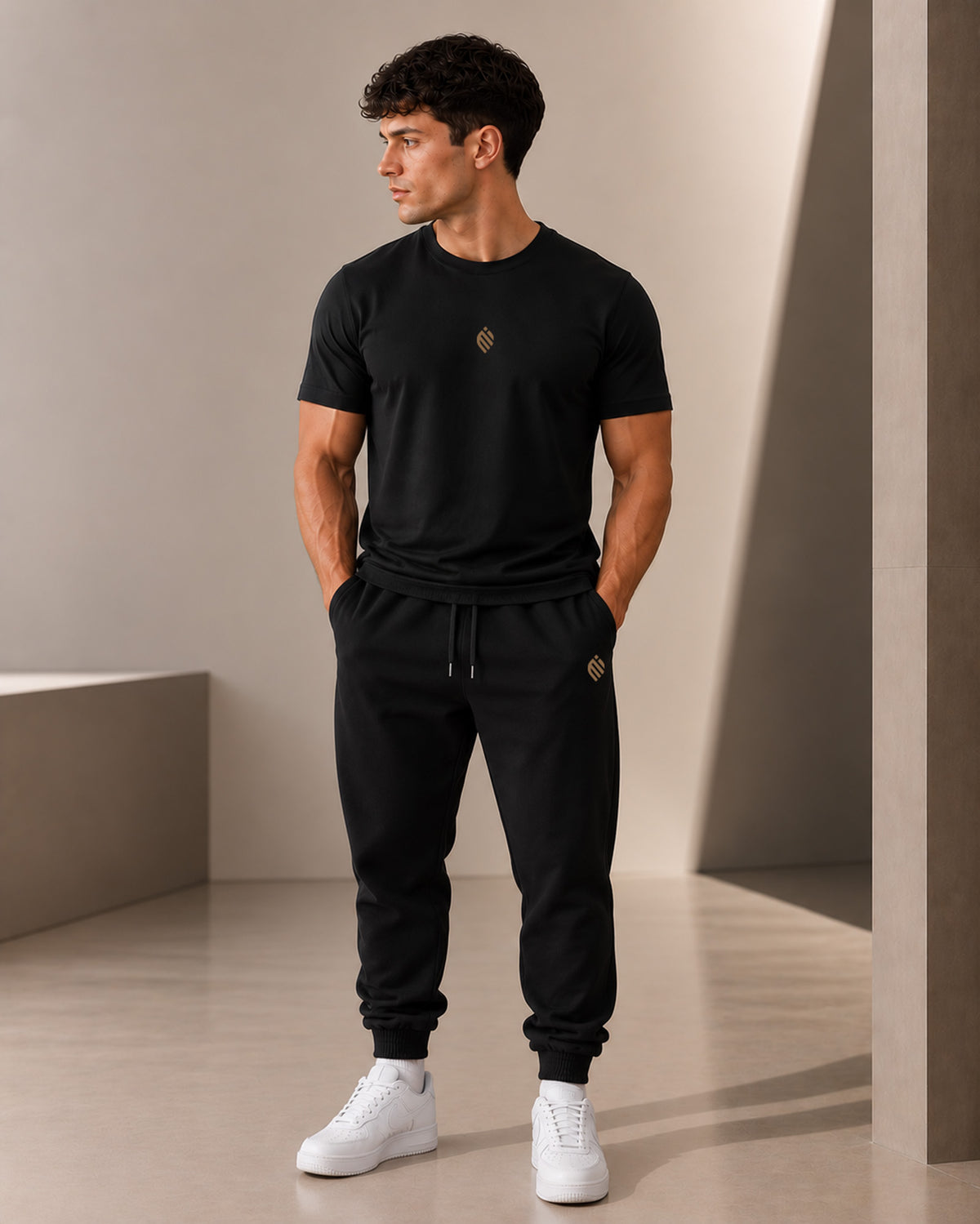 ESSENTIAL JOGGERS — ONYX